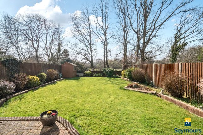 94, Envis Way, Guildford photo 2