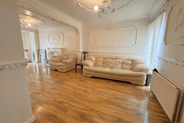 52, Botha Road, London photo 5
