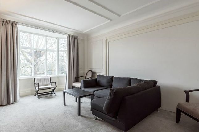 Flat to rent in Strathmore Court, 143 Park Road, London