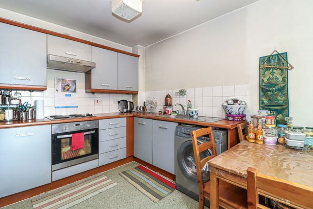 Flat for sale in The Gateway, Watford