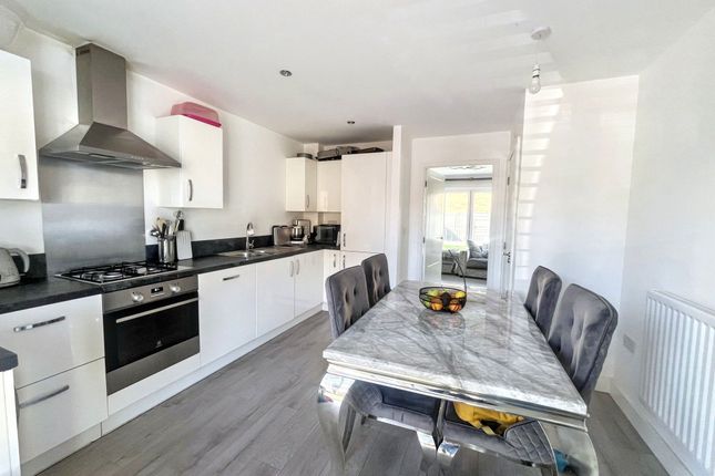 7, Woodside Way, Morpeth photo 2