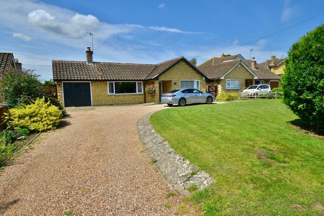 Thumbnail Bungalow for sale in Arrow Lane, North Littleton, Evesham