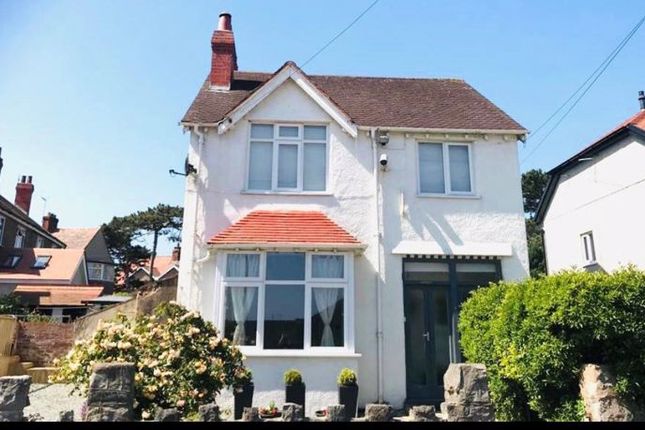 Thumbnail Detached house for sale in Queens Avenue, Old Colwyn, Colwyn Bay