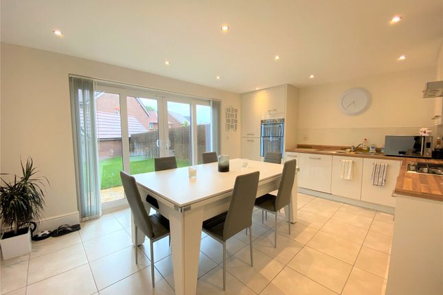 98, Homington Avenue, Swindon photo 2