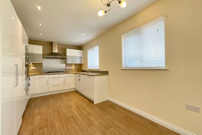 13 Blears Avenue, Nantwich photo 2