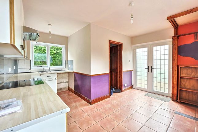 Gate House, Llanelli photo 4