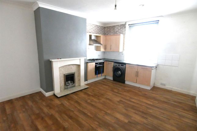 61, Howden Clough Road, Morley photo 3