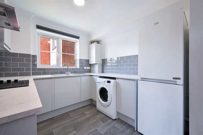 29, Firle Court, Epsom photo 2