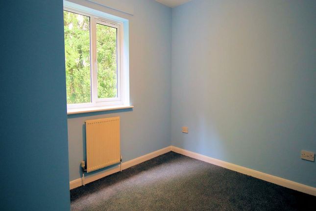 22, Wheeler Court, Armour Hill, Reading photo 4