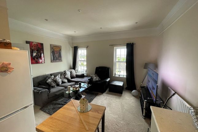 8 Ashlar House, Reed Court, Swindon photo 2