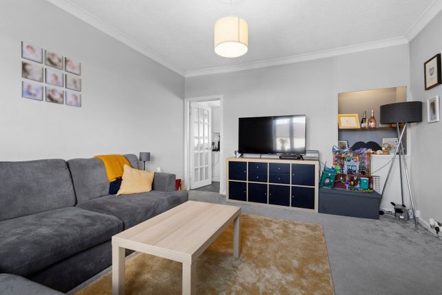 87, Jean Armour Drive, Mauchline photo 4