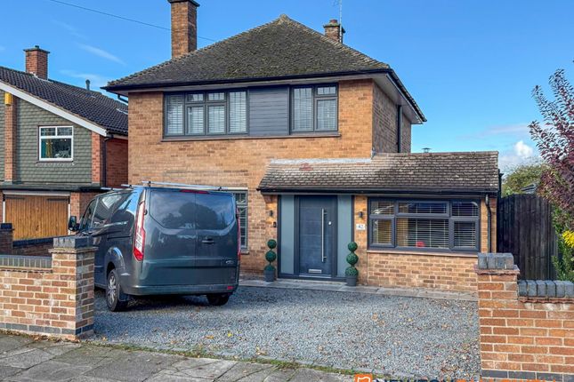 3-bed detached on 42 Hawton Road, Newark, £375,000