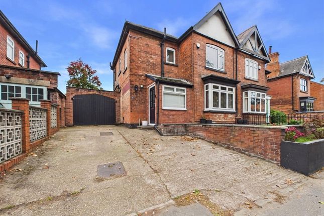 3-bed semi-detached on North Road, Retford, £260,000
