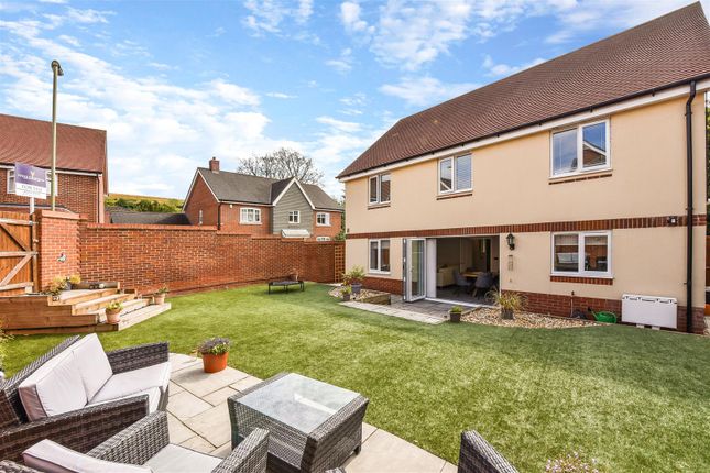 Detached house for sale in Henwood Grove, Clanfield, Waterlooville