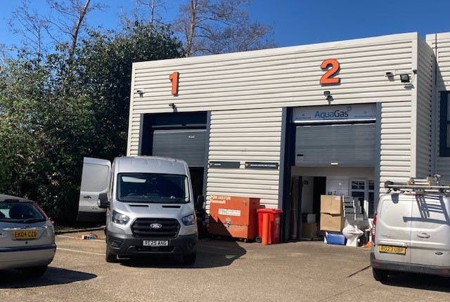 Thumbnail Industrial to let in 1 &amp; 2 Arrow Industrial Estate, Eelmoor Road, Farnborough