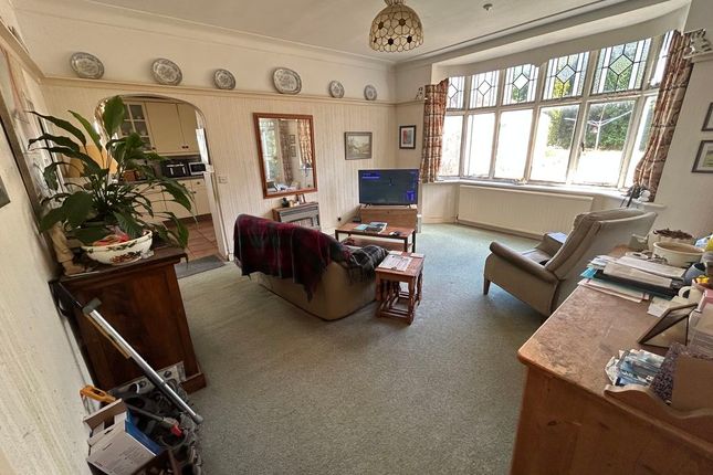 16, Whitehall Road, Colwyn Bay photo 2