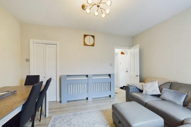 7, Linden Road, Gloucestershire photo 4