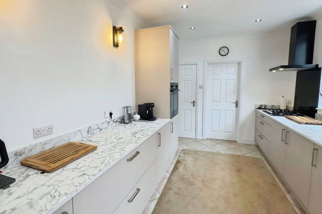 2, Stanley Street, Ilkeston photo 4