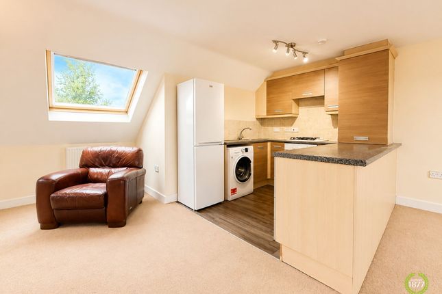 Apt 7, 18 Honeysuckle Court, Accrington photo 3