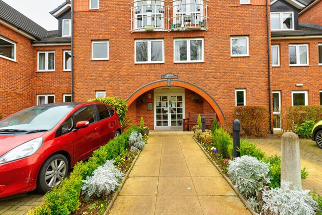 Flat for sale in London Road, Nantwich, Cheshire