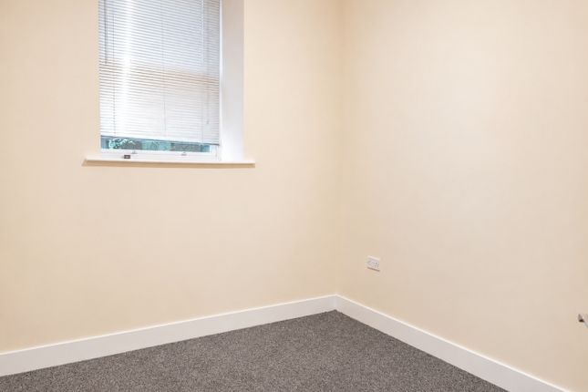 Apartment 130, Joshua House,, Textile Street, West Yorkshire photo 5
