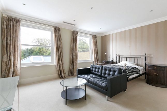 Detached house to rent in Greystoke, Broad Walk, Winchmore Hill