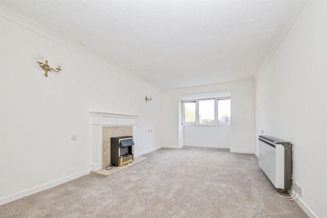 32, Old School Court, Violet Hill Road, Stowmarket photo 4