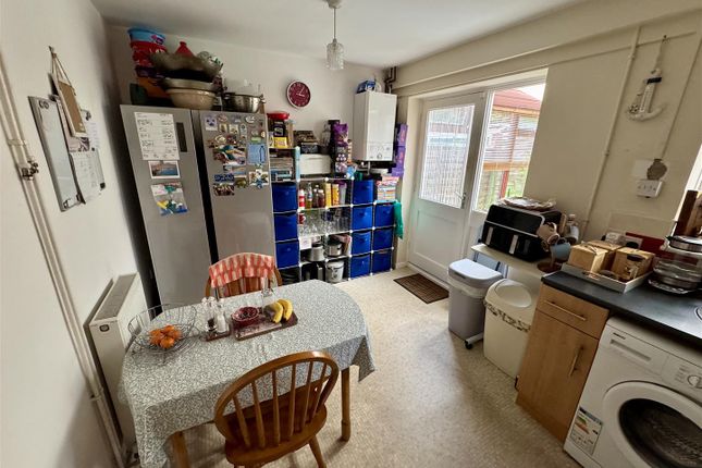92, Copeland Avenue, Leicester photo 3