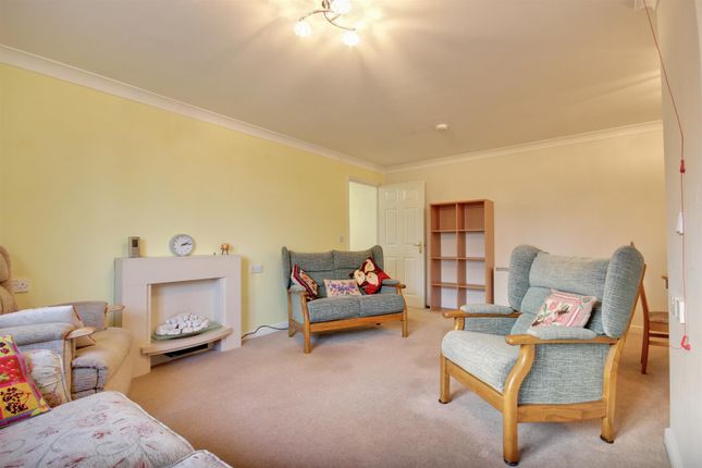 32, Goulding Court, Beverley photo 4