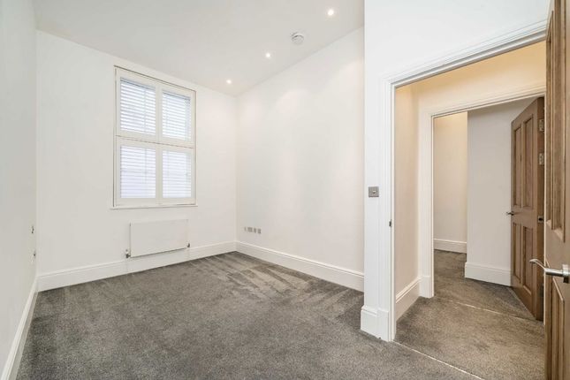 B, 4, Holland Road, London photo 4