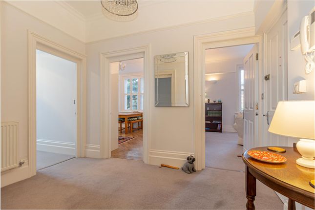 Apt 3 Balmoral House, 1, Victoria Road, Malvern photo 4