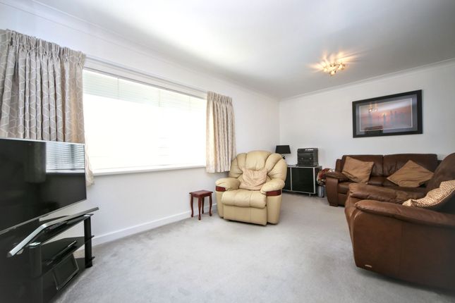 16 Chelmsford Mews, Wigan photo 2