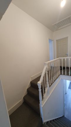 Room to rent in Emerald Street, Cardiff
