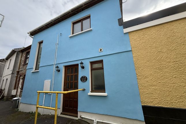 2-bed house on 3, Cubitts Court, Llandeilo, £154,999
