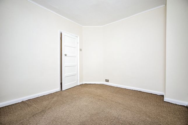 End terrace house for sale in Elaine Avenue, Rochester, Kent
