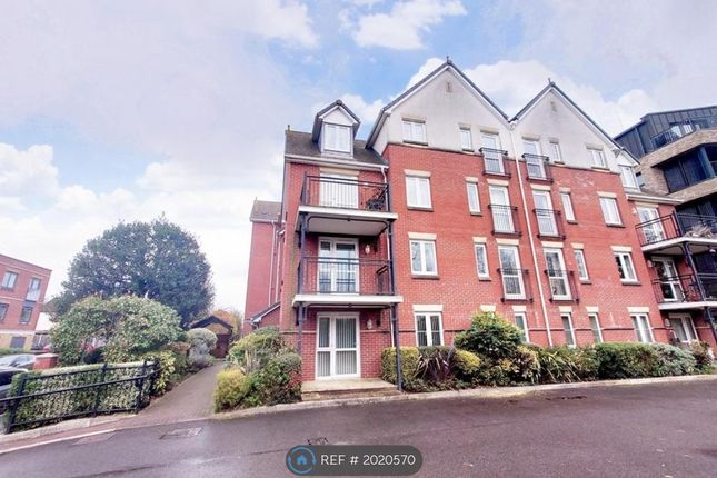 Thumbnail Flat to rent in Fairholme Court, Eastleigh