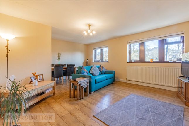 14, Ladcastle Road, Saddleworth photo 4