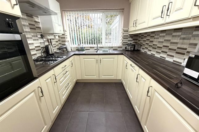 Moorland Close, Rugeley photo 4