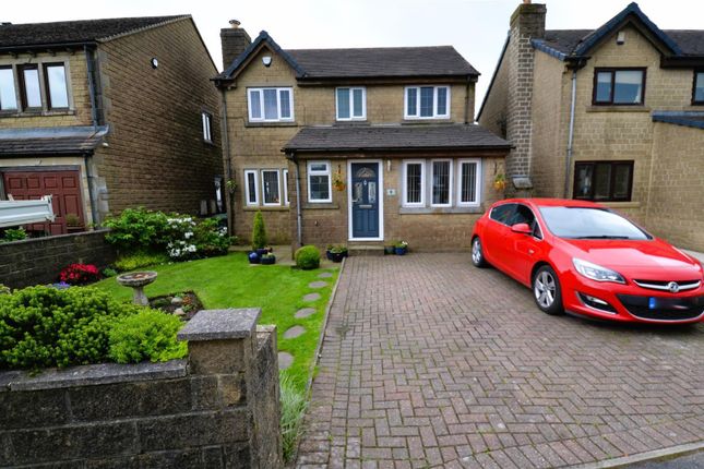 Thumbnail Detached house for sale in Tree Top View, Queensbury, Bradford