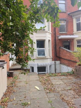 Thumbnail Flat to rent in Watkin Terrace, Northampton