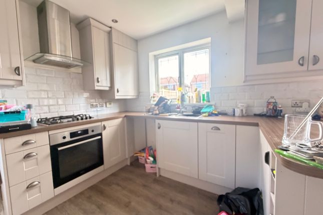 8, Sutton-in-Ashfield photo 4