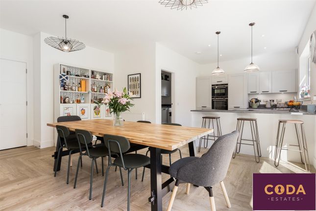 12, Findlay Drive, Glasgow photo 2