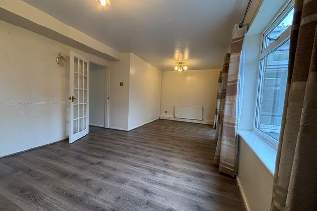 16, Hilltop Drive, Birmingham photo 5