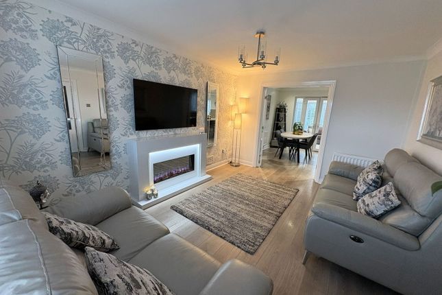 20, Aisthorpe Grove, Maghull photo 3