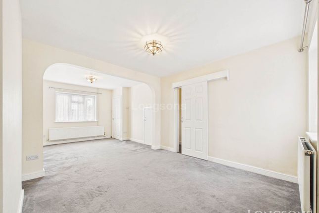 14, Spinners Lane, Swaffham photo 2