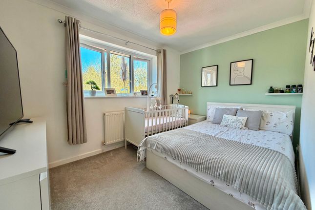 3 The Millrough, Lydney photo 4