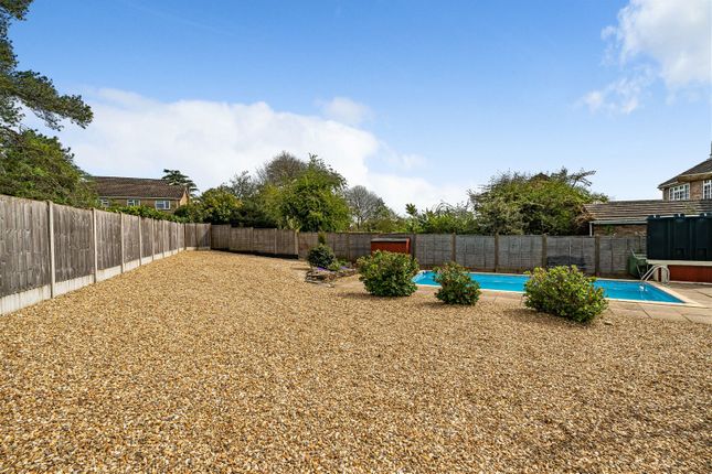 Bungalow for sale in Treetops, Leystone Close, Frome