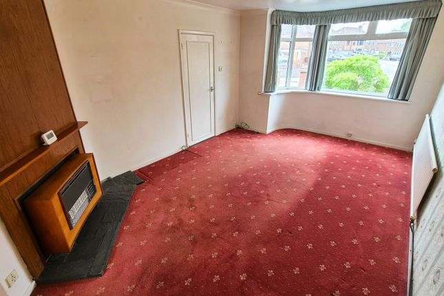 11, Queensgate Drive, Leicester photo 3