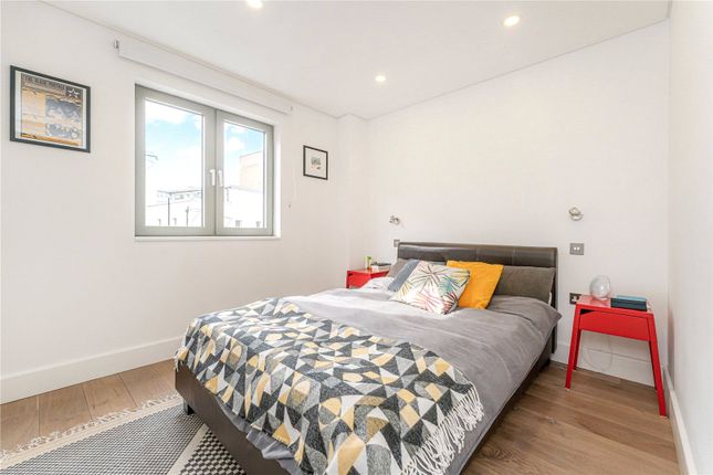 Flat 5, 537, Harrow Road, London photo 4