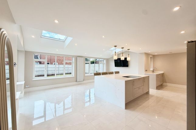 7, Bars Hill, Loughborough photo 3